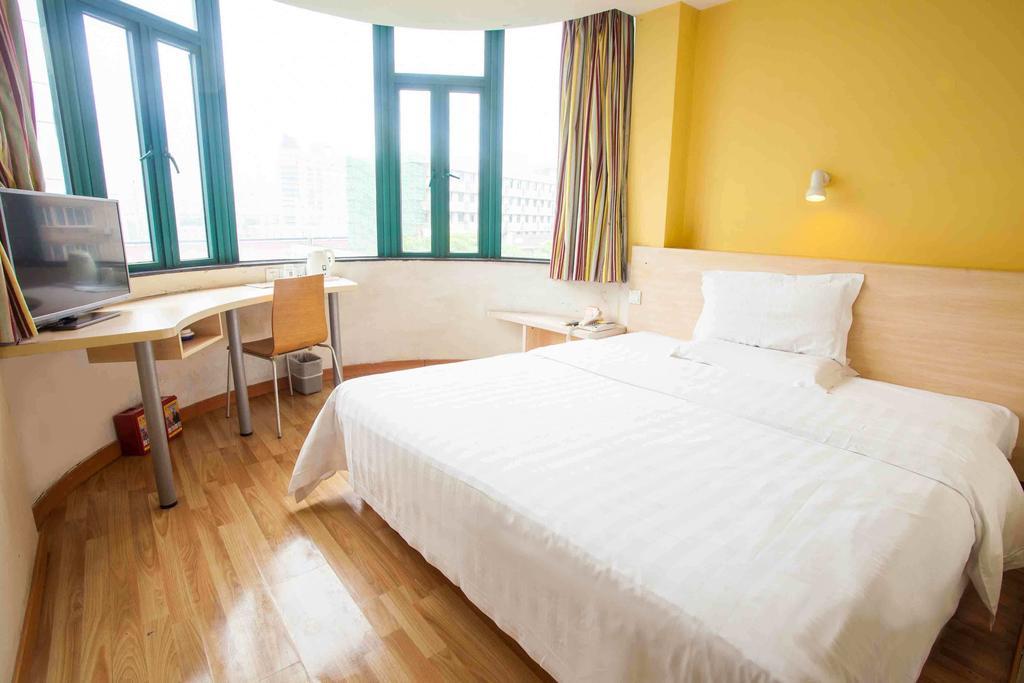 7Days Inn Changsha Xiangjiazhong Road Kaifu Temple Værelse billede